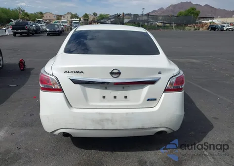 2014 Nissan Altima 2.5 S z USA, uszkodzony, nr VIN 1N4AL3AP1EC200910